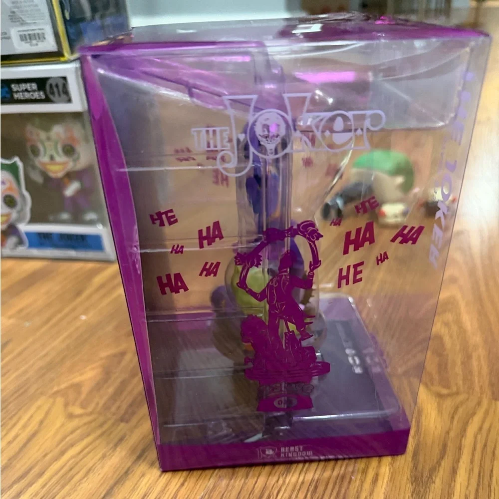 NEW Beast Kingdom DC Comics The Joker DS-033 D-Stage 6-Inch Statue.